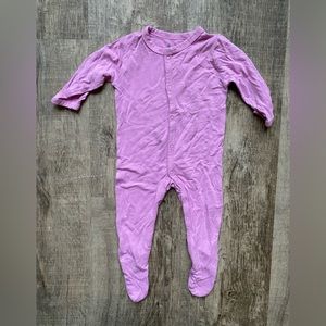 Kyte baby footed snap onesie. Size 0-3 months.